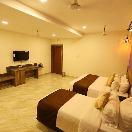 Mehar Inn Hotel Karaikudi Kültér fotó